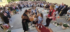С вълнение, пита и водосвет ОУ „П. Р. Славейков“ в Пещера откри новата учебна година